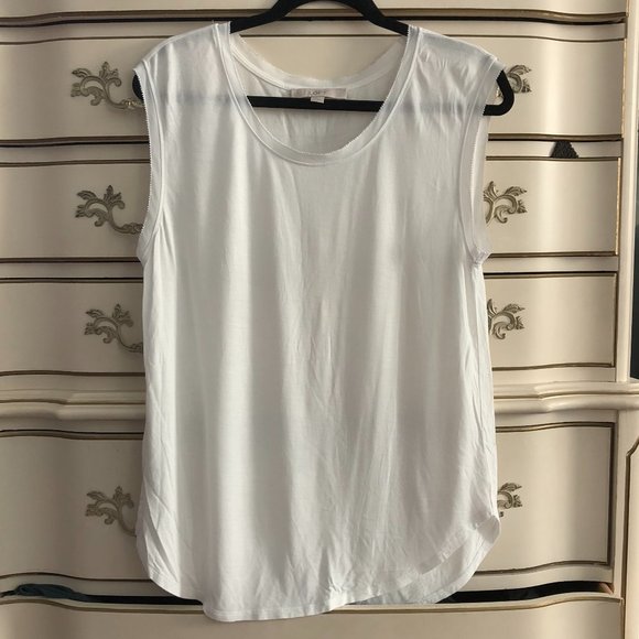 2 for $20 ❤️ LOFT White Tank - Picture 2 of 3
